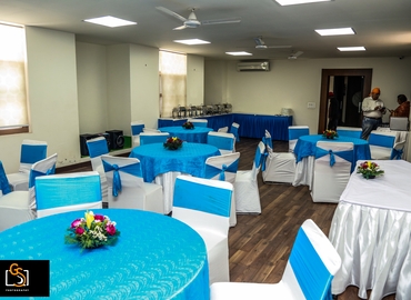 Book a 550 m² Convention center in New Delhi, Bhai Vir Singh Marg 7 (110001) - 5 | MatchOffice