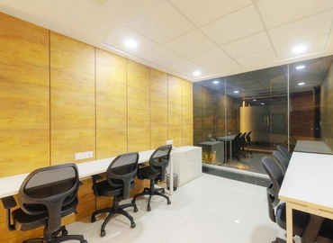 40 m² Shared workspace  in Surat, Maharana Pratap Rd (395007) - 4 | MatchOffice.com