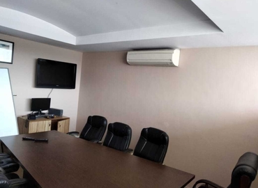 Rent a 50 m² Conference room in Bangalore Central, Hosur Road (560099) - 1 | MatchOffice.com