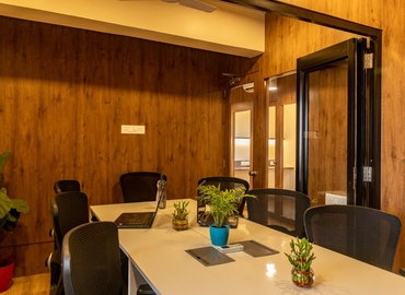 Rent a 20 m² Meeting room in Pune, DP road (411007) - 2 | MatchOffice.com