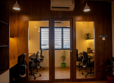 Choose a 20 m² Conference room in Pune, DP road (411007) - 0 | MatchOffice.com