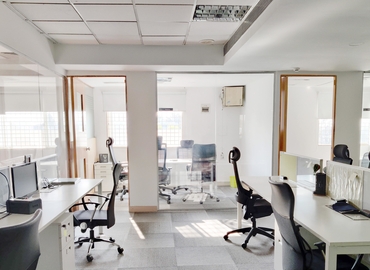 512 m² Office for rent in Bangalore Central, Plot No. 2799 & 2800 (560102) can satisfy all our needs  - 1 | MatchOffice.com
