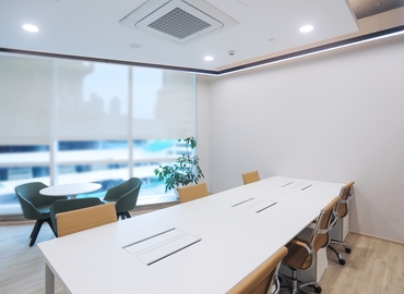 140 m² Serviced office in Mumbai Central, Senapati Bapat Marg (400013) - 17 | MatchOffice.com