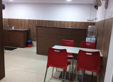 371 m² Serviced office in Chennai, Anna Salai 624 (600006) - 3 | MatchOffice.com