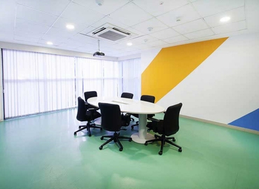 400 m² Business office up for rent in Bangalore Central, 13th Cross Road, 560030  - 1 | MatchOffice.com