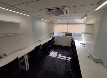 50 m² Serviced office in Mumbai Central, Apeejay House  (400020) - 3 | MatchOffice.com