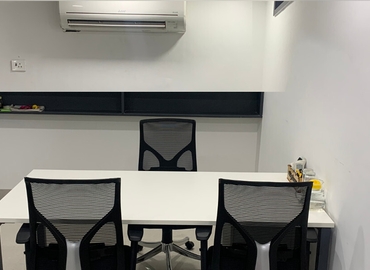 25 m² Co-working  in Noida, 2ND FLOOR ASHOK TOWER NEAR MASANI ROAD MATHURA (281003) - 2 | MatchOffice