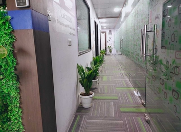 46 m² Business park in Noida, Noida sector 16A up (201301) - 3 | MatchOffice.com