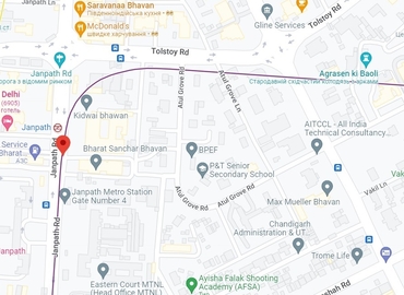 400 m² Business space in New Delhi, Sector 142 (201305) - 0 | MatchOffice.com