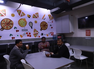 10665 m² Shared office  in New Delhi, Salcon Rasvilas (110017) - 3 | MatchOffice.com