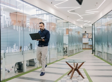 2000 m² Shared workspace  in Gurgaon, Golf Course Extension Road (122005) - 0 | MatchOffice.com