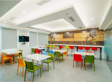 929 m² Business space in Noida, Noida-Greater Noida Expressway (201305) - 1 | MatchOffice.com