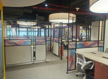 990 m² Coworking  in New Delhi, Salcon Rasvilas (110017) - 5 | MatchOffice