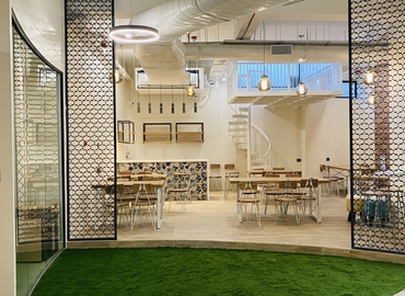 40 m² Shared workspace  in Chennai, Prestige Polygon (600018) - 2 | MatchOffice