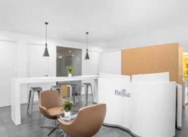 30 m² Shared workspace  in New Delhi, Level 3 Vasant Square Mall (110070) - 5 | MatchOffice.com