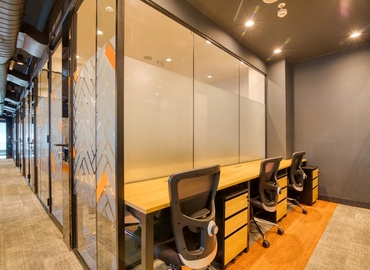 650 m² Business space in Noida, Sector 63 Road 63 (201301) - 3 | MatchOffice.com