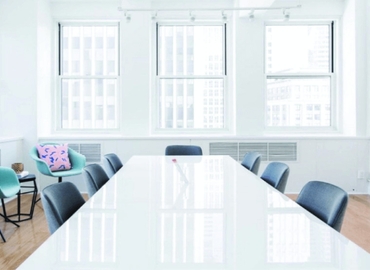 10 m² Shared workspace  in Surat, 9th floor (395101) - 1 | MatchOffice.com