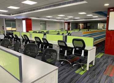 300 m² Co-working  in Gurgaon, Plot No-17 (122015) - 5 | MatchOffice