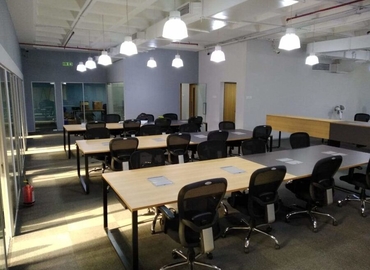 100 m² Shared workspace  in Mumbai Central, NM Joshi Marg (400013) - 4 | MatchOffice.com