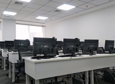 40 m² Business park in Kolkata, Floor 11 (700091) - 0 | MatchOffice.com