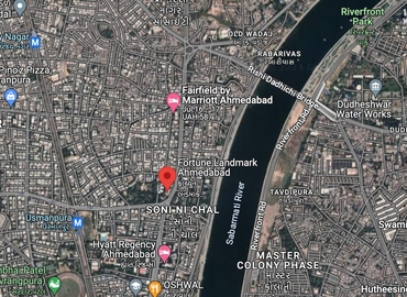 110 m² Business space in Ahmedabad, Ashram Road (380013) - 2 | MatchOffice
