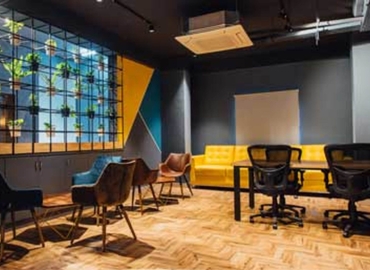 10 m² Serviced office in Bangalore Central, Ginger Hotel (560066) - 2 | MatchOffice