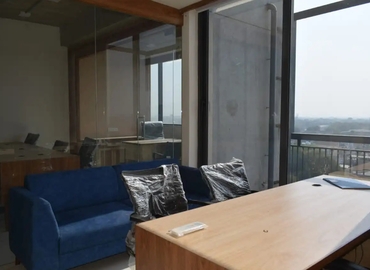 10 m² Business park in Kolkata, Chowringee Road 2/203 (700071) - 1 | MatchOffice.com