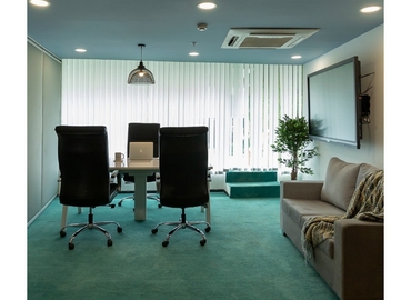 1500 m² Business space in New Delhi, Pocket 1 (110075) - 5 | MatchOffice.com