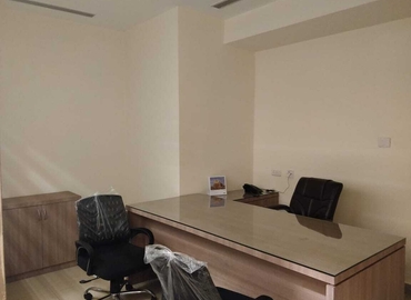 200 m² Serviced office in Gurgaon, Udyog Vihar Phase V 500 (122008) - 1 | MatchOffice.com