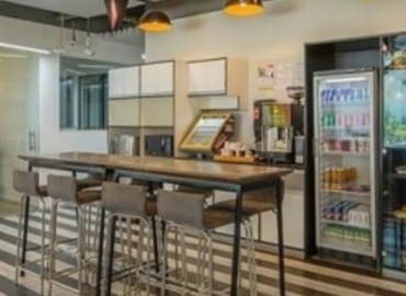 40 m² Coworking  in Kolkata, 4th Floor (700017) - 1 | MatchOffice.com