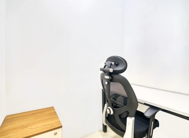 40 m² Shared office  in New Delhi, 5th floor HB twin tower (110034) - 8 | MatchOffice.com