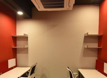 40 m² Coworking space  in Bangalore Central, Park Street 24 (700016) - 3 | MatchOffice