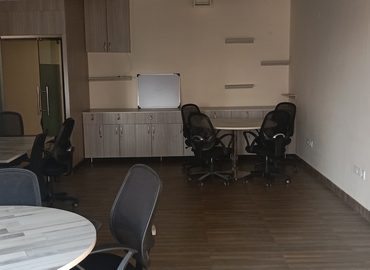 112 m² Shared workspace  in Gurgaon, Pioneer Urban Square (122011) - 3 | MatchOffice.com