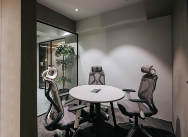 20 m² Conference room in Surat, Ring Rd (395003) - 2 | MatchOffice