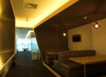 40 m² Shared office  in Mumbai Central, Senapati Bapat Marg (400012) - 9 | MatchOffice.com