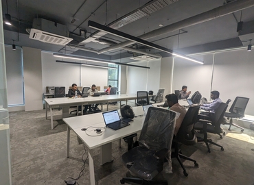 420 m² Business space in Bangalore Central, Embassy Golf Links Road (560071) - 0 | MatchOffice.com