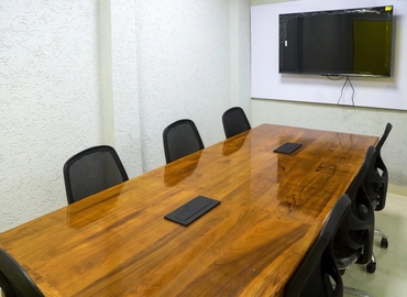 100 m² Coworking space  in Bhopal, Market No 10 (462016) - 1 | MatchOffice.com