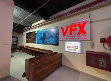 Office New Link Rd 400104 Mumbai Central