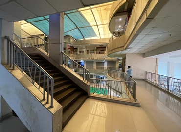 Office New Link Rd 400104 Mumbai Central