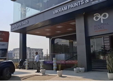 485 m² Store for rent in Noida, Sector 49 (201304) - 1 | MatchOffice.com