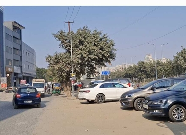 485 m² Shop for rent in Noida, Sector 49 (201304) - 0 | MatchOffice