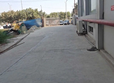 242 m² Store for rent in Noida, Sector 49 (201304) - 6 | MatchOffice.com