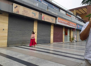 25 m² Store for rent in Noida, Sector 121 (201301) - 2 | MatchOffice.com