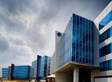 60 m² Business center property available to rent in Chennai, RMZ Milenia Business Park. Phase 2 (600096) - 0 | MatchOffice.com