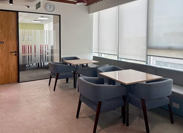 10 m² Business space in Noida, Sovereign  Corporate Tower (201304) - 4 | MatchOffice.com