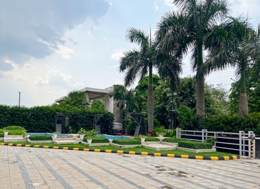 10 m² Shared office  in Noida, Aykon Tower Noida-Greater Noida Expressway (201304) - 4 | MatchOffice.com