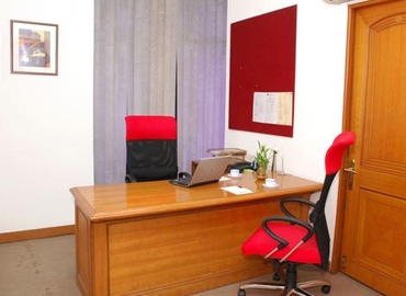 100 m² Business space in New Delhi, World Trade Towers (110001) - 1 | MatchOffice.com