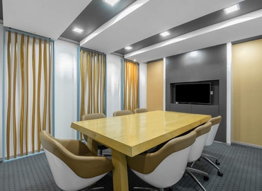 10 m² Shared office  in Mumbai Central, Dr. Annie Besant Road (400018) - 4 | MatchOffice.com