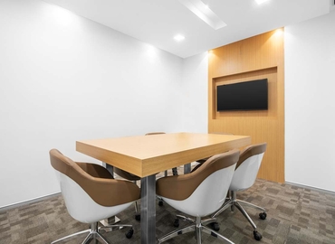 10 m² Co-working  in Mumbai Central, Sahar Road (400069) - 2 | MatchOffice.com
