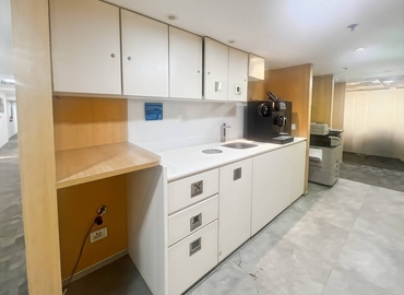 10 m² Coworking  in New Delhi, Punj Essen House (110019) - 5 | MatchOffice.com